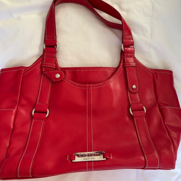 Nine West Red Purse - Picture 4 of 4